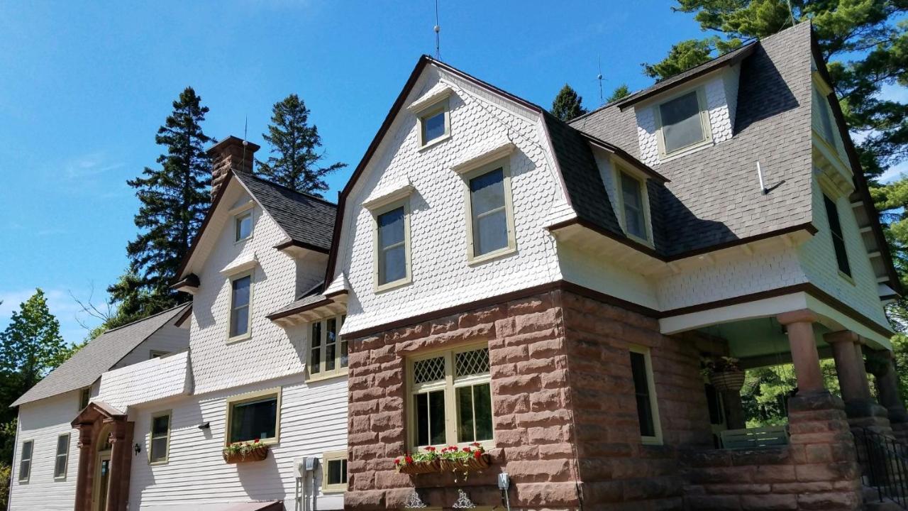 Pinehurst Inn Bed & Breakfast Bayfield Eksteriør billede
