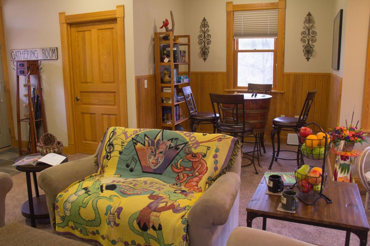 Pinehurst Inn Bed & Breakfast Bayfield Eksteriør billede